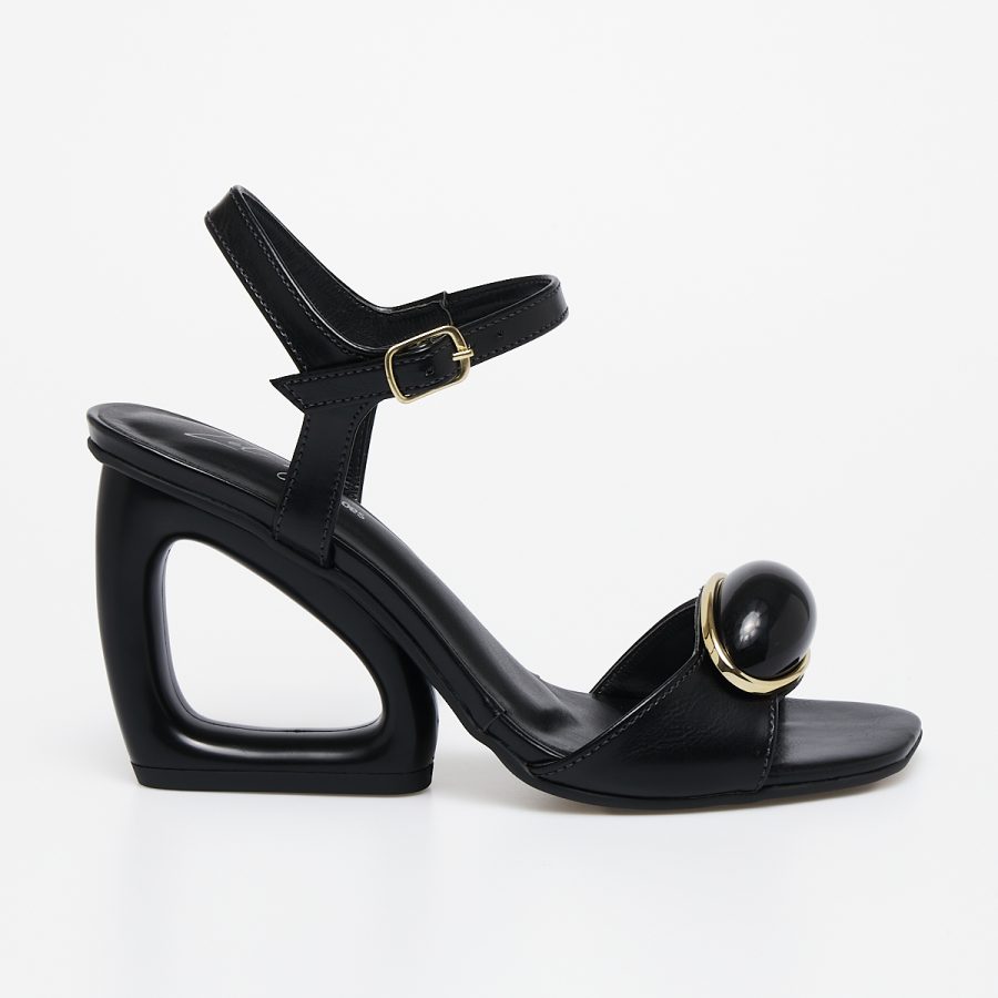 LUX BLACK