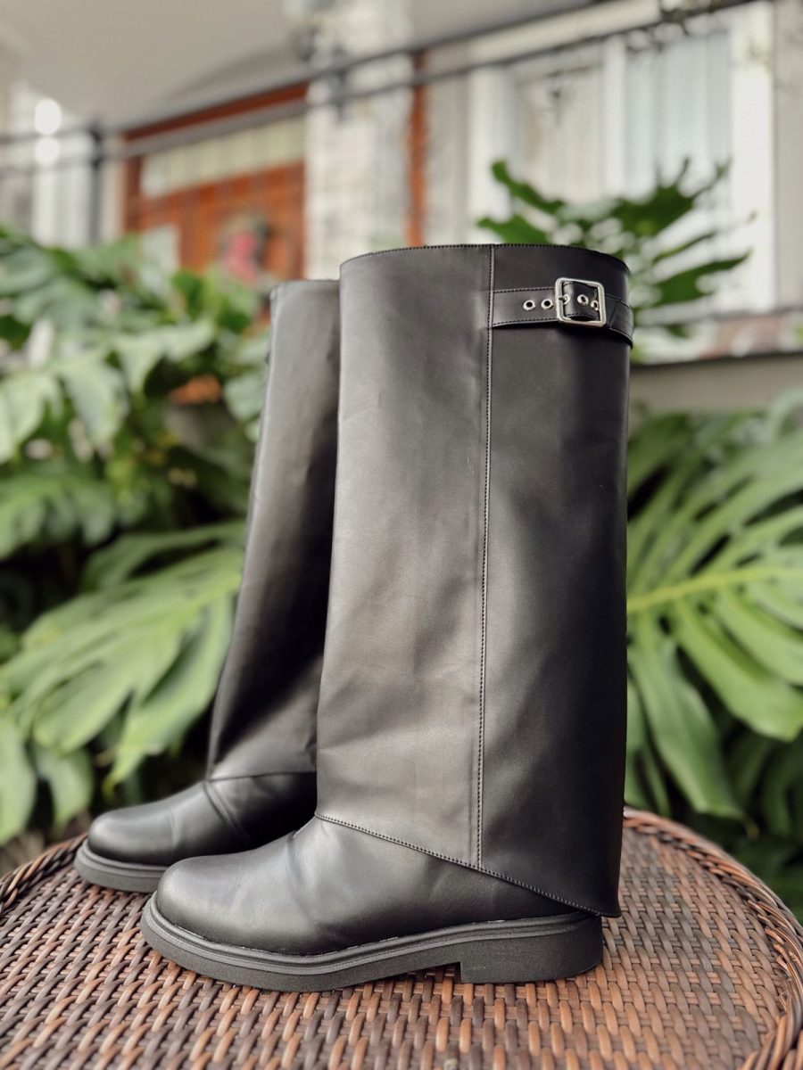 BOTA JULY  PRETO